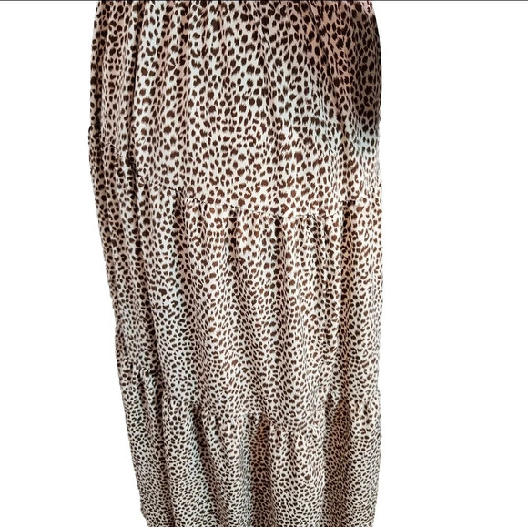 R. Vivimos Size M (8/10) Leopard Print Tiered Midi Dress - Picture 8 of 12